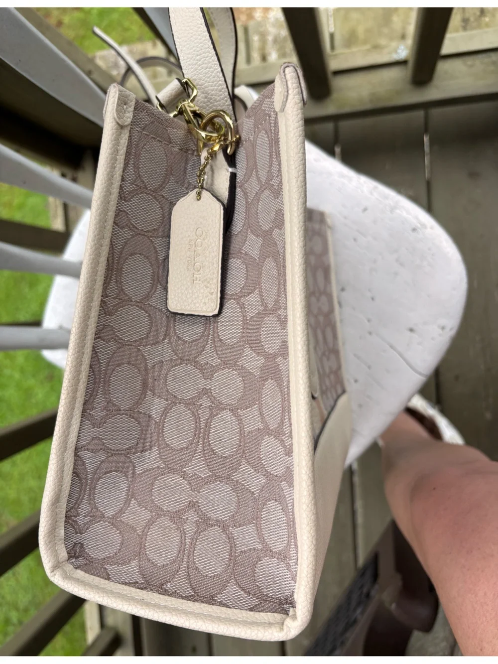 Coach signature print